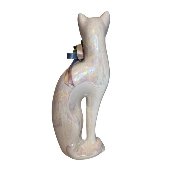 Vintage Ceramic 12" Cat Statue White Iridescent Finish‎ Floral Bow Accent 80s - Picture 3 of 6
